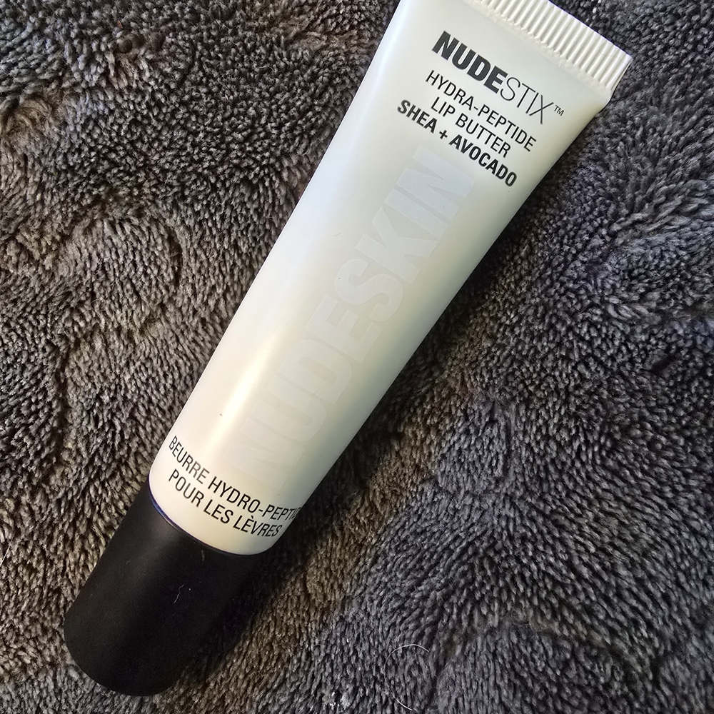 Hydra-Peptide Lip Butter - Black